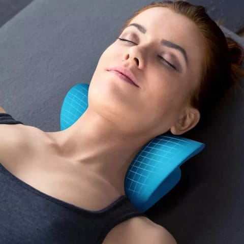 Almohada de Masaje Cervical Ergonómica ComfyNeck™